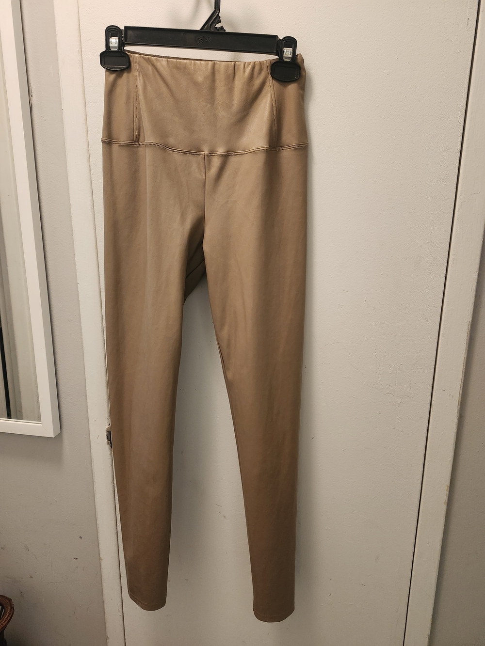 Wilfred Free Faux Leather Leggings - Beige Like New